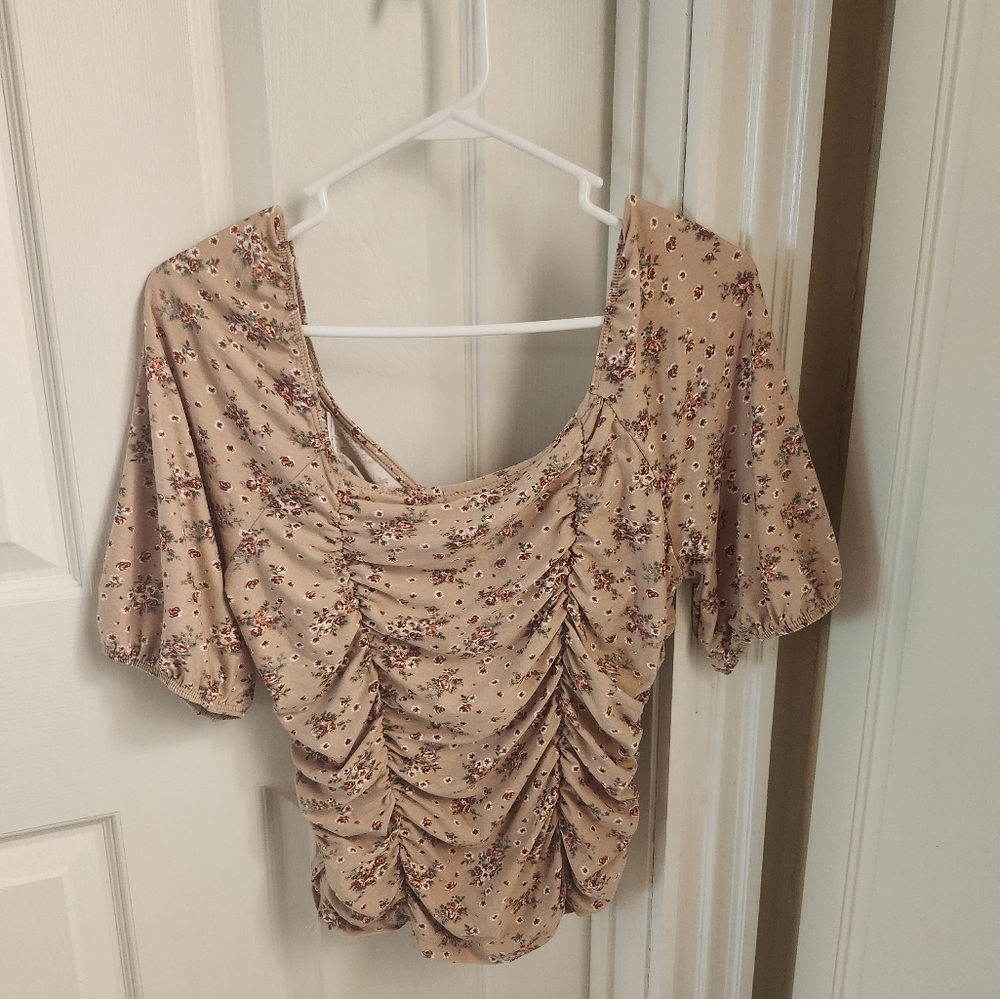 Soft floral top XL - Picture 4 of 5